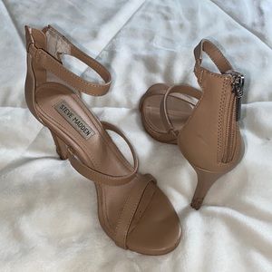 Steve Madden beige heels